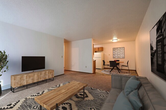 Fargo, ND Country Edge Apartments | Living