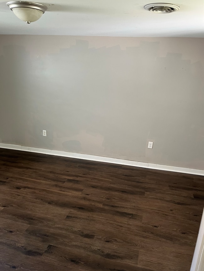 Photo - 525 Grove St