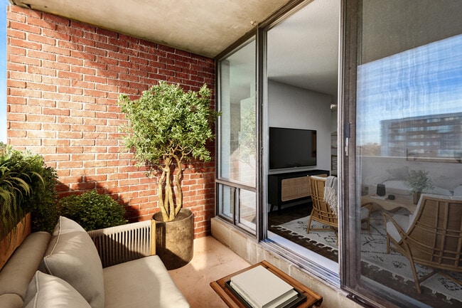 Photo - Marlborough Court