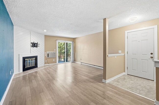 Photo - Move in Ready 2bed 2bath in Cherry Creek Schools