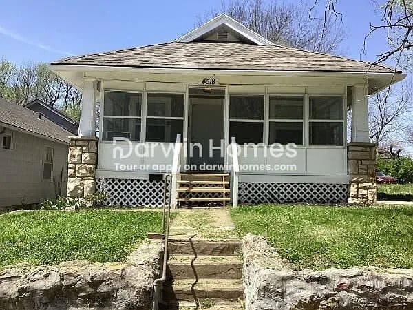 Building Photo - 4518 Chestnut Ave