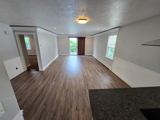 Photo - 25 W Rosedale Ave