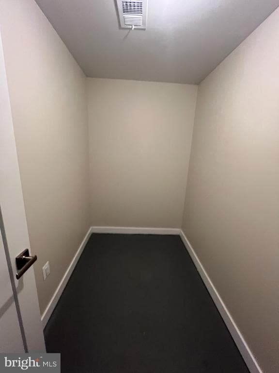 Photo - 1550 Adamson Wy