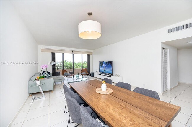 Photo - 151 Crandon Blvd Unit 524