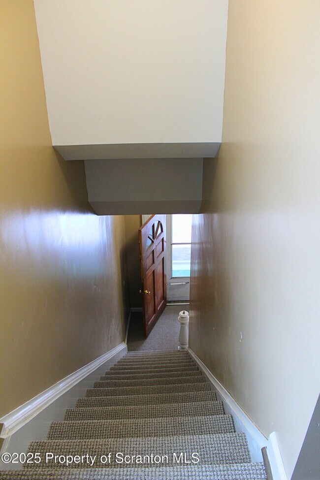 Photo - 120 E Church St