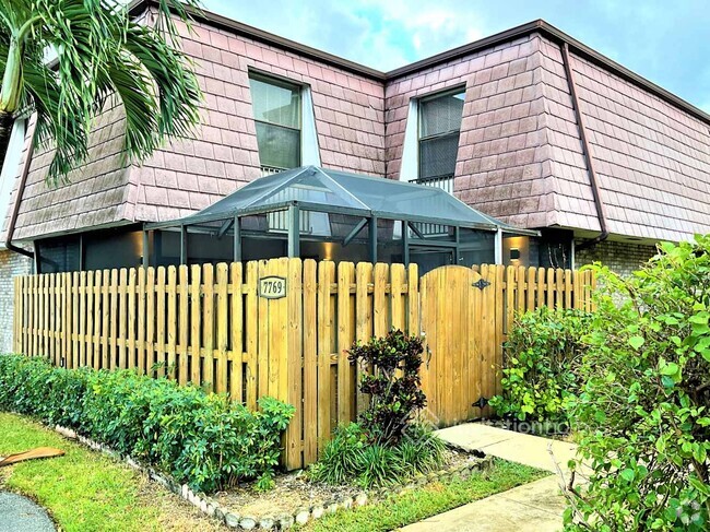 Building Photo - 7769 Courtyard Run W Rental