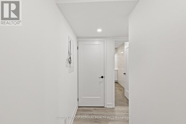 Photo - 1305 St Clair Ave W