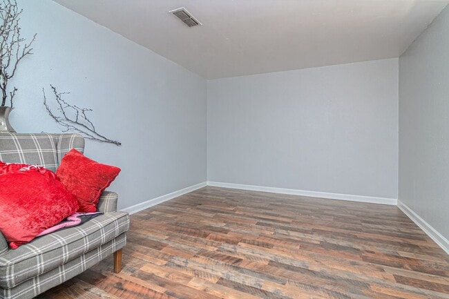 Photo - 2912 Northtown Pl
