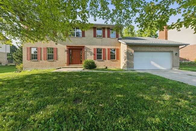 Spacious 4BR House in West Chester - Spacious 4BR House in West Chester