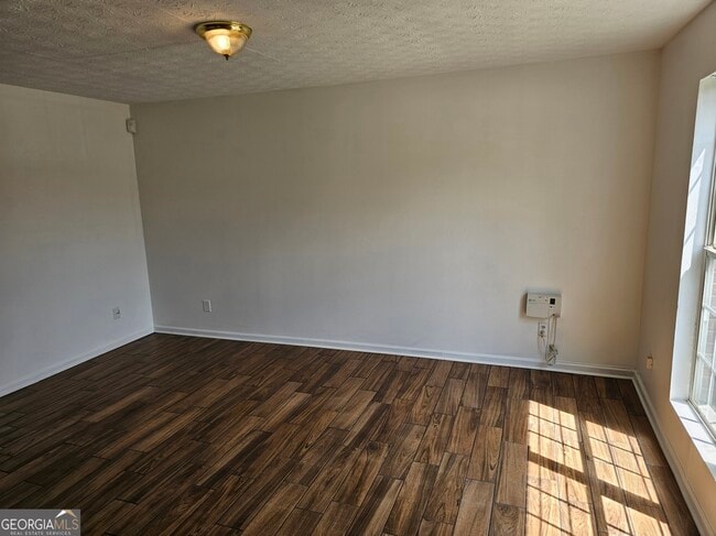 Photo - 5821 Strathmoor Manor Cir