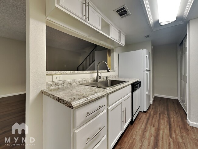 Photo - 5632 Birchmont Dr