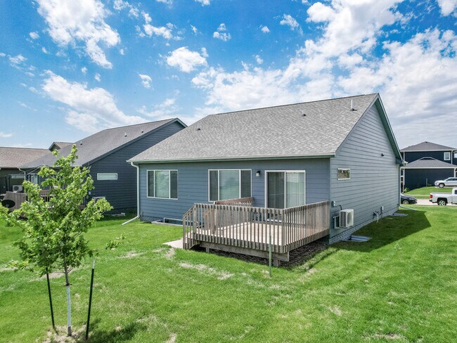 Photo - 1909 NE Little Beaver Dr