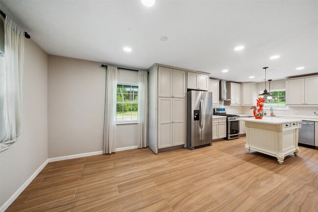 Photo - 13373 Southshore Dr