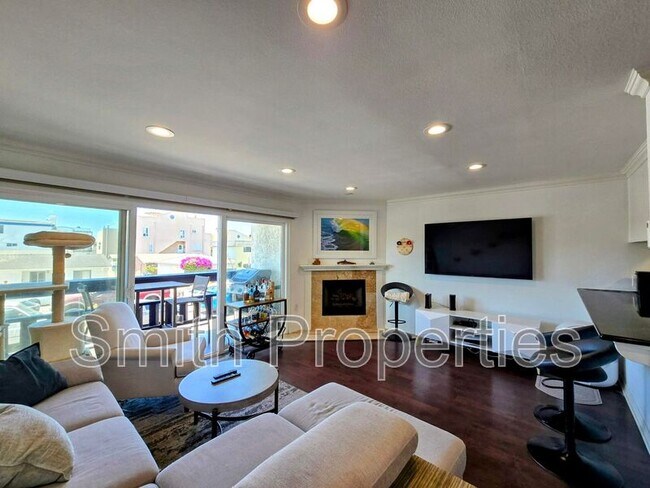 Photo - 320 Hermosa Ave Unidad #105