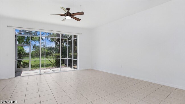 880 Hampton Cir