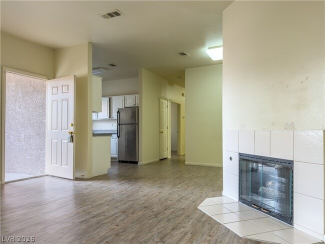 Building Photo - 5250 S Rainbow Blvd Unit 2062
