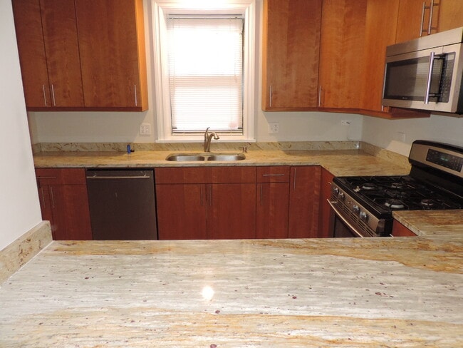 836 Judson Ave