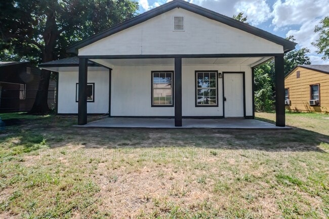 Building Photo - 516 Morrison Ave