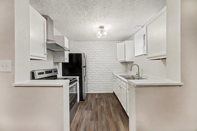 Photo - 566 Glenwood Ave Unidad 6