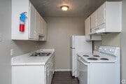 Briarcliff South - Compact Kitchen