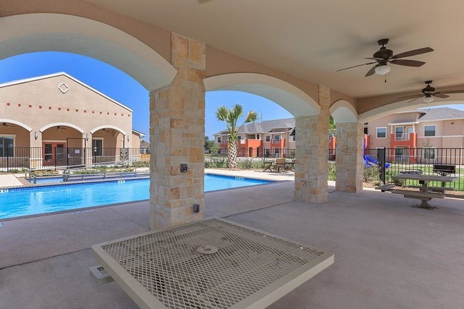 Photo - La Esperanza De Alton Apartments