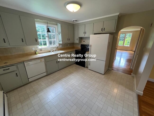 Photo - 48 River Ave