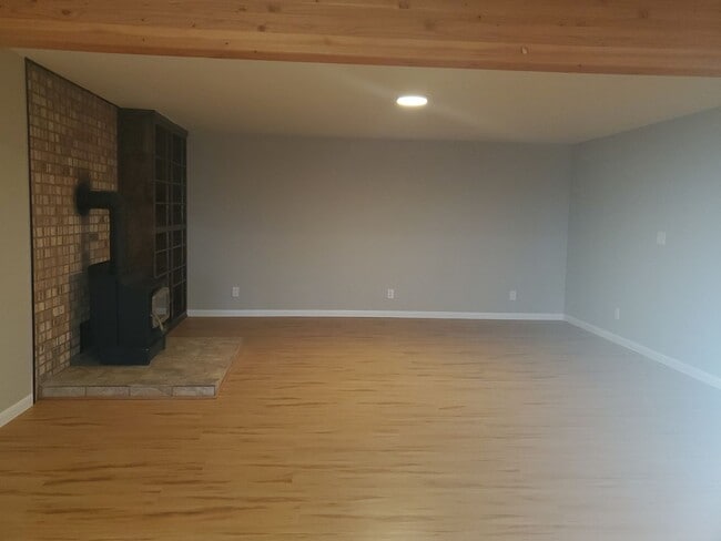 Photo - 3bed 1bath Duplex - Lower Level