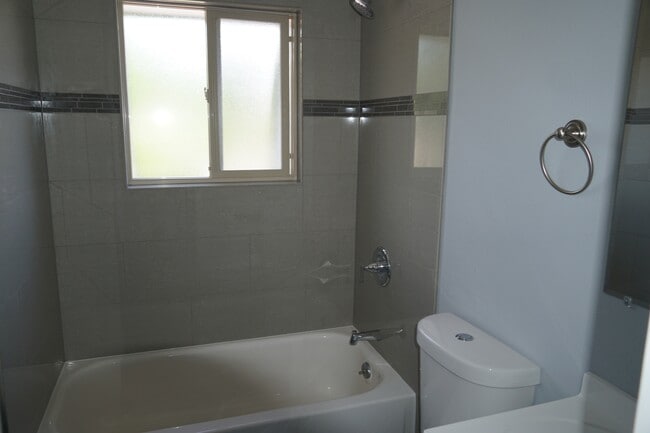 Photo - Willamette Center