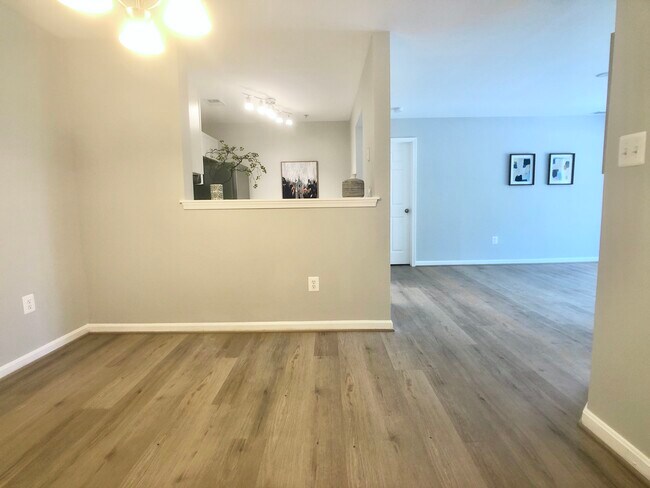 13203 Astoria Hill Ct Unidad D