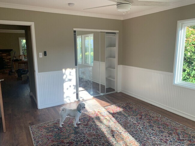 Segundo dormitorio, 12x16 - 7951 Day St
