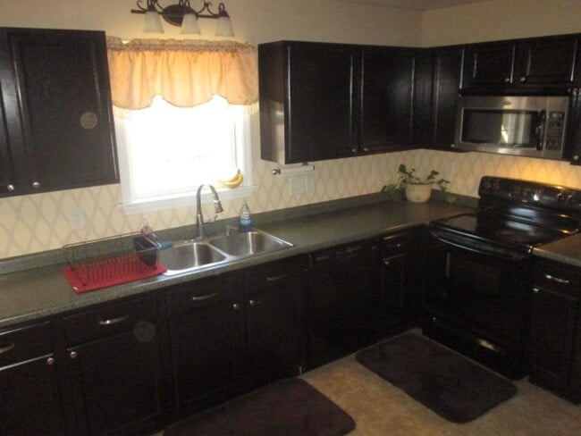 Photo - 108 Cobalt Stream Ct