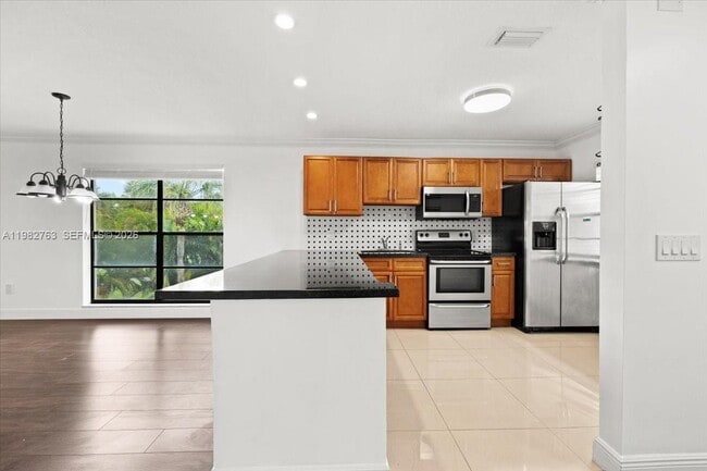 Photo - 7944 Eastlake Dr Unit D