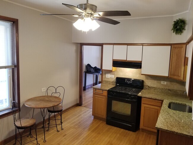 5226 W Hutchinson St Unidad 1