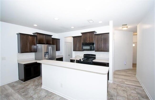 Photo - 162 Townview Dr