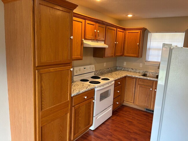 Photo - Beautiful 3 bedroom home - Ozark, MO