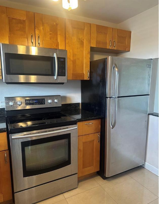 Photo - 8400 Sunrise Lakes Blvd Unidad 310