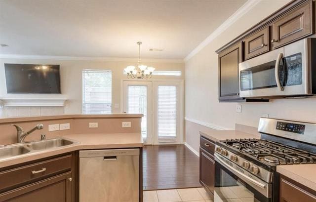 Building Photo - 615 Regency Dr