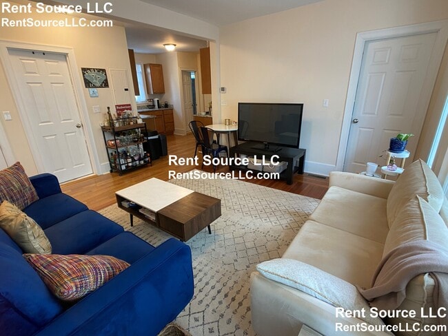 Photo - 23 Willard Ave Unit 2
