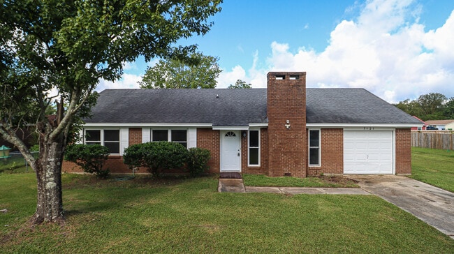 Photo - 7121 Thornbriar St