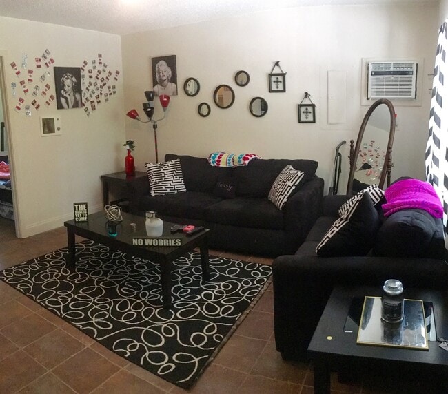 Photo - 19A Private Rd 1109