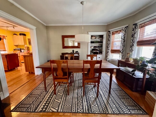 Photo - 88 Yorktown St Unidad 2