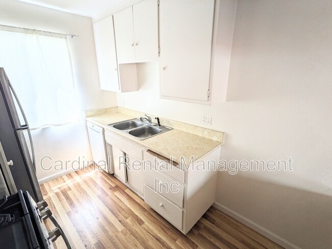 Photo - 241 S Ave 57