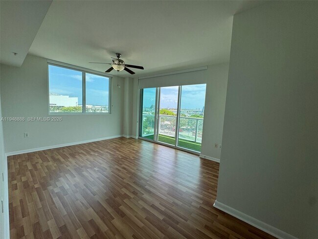Photo - 244 Biscayne Blvd Unit 702