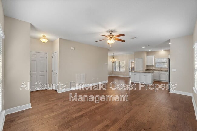 Photo - 38 Westminster Dr