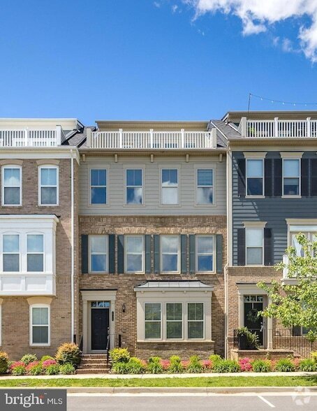 Building Photo - 1705 Cottonwood Grove Rd Rental