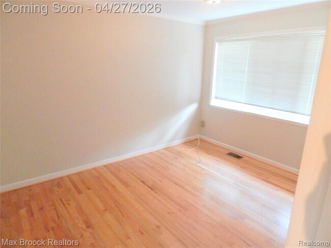 Photo - 116 E Hickory Grove Rd