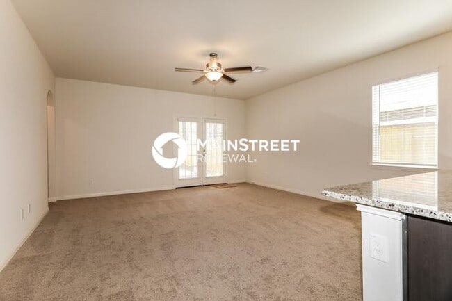 Photo - 3 Bedroom Pet-Friendly Home in Magnolia, TX with Main Street Renewal