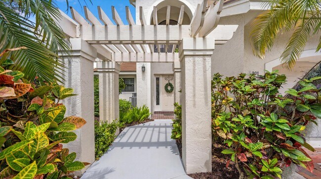 Photo - 3971 Schooner Pointe Dr Unit 201