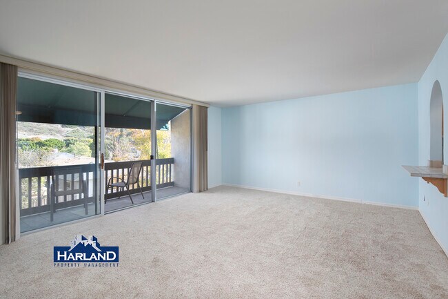 Photo - 6455 La Jolla Blvd