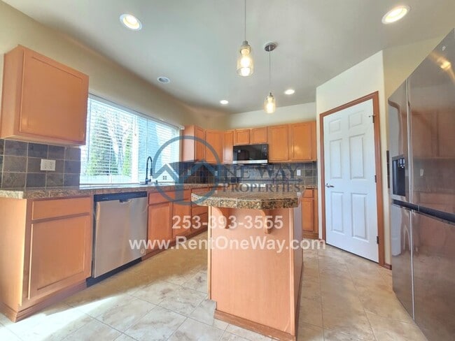 Photo - 15410 87th Ave E